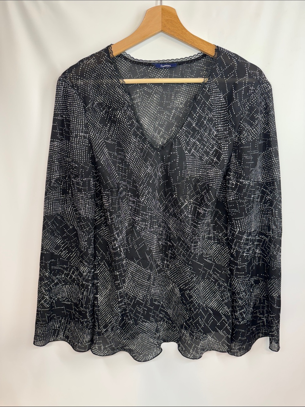 Y2K Reitmans Black & White Abstract Print Sheer Long Sleeve V-Neck Blouse